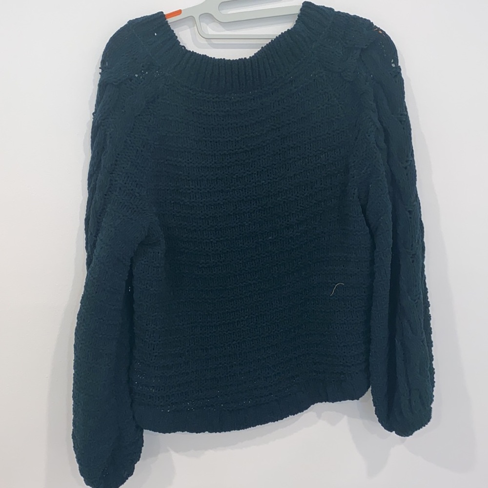Express Sweater - Picture 3 of 4